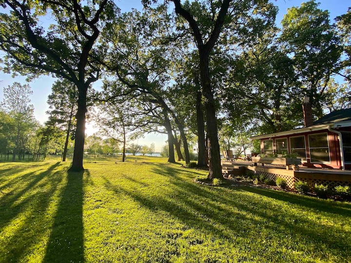 Living the Lakehouse Dream Cabins for Rent in Trevor, Wisconsin