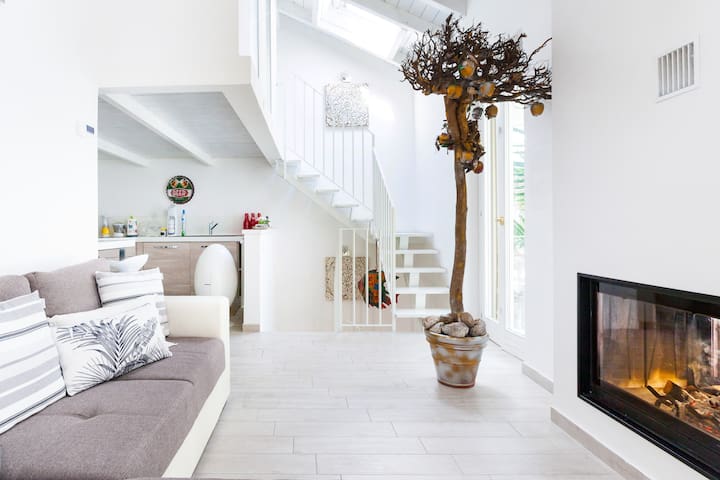 Elegant Triplex Townhouse with Luxe Terrace