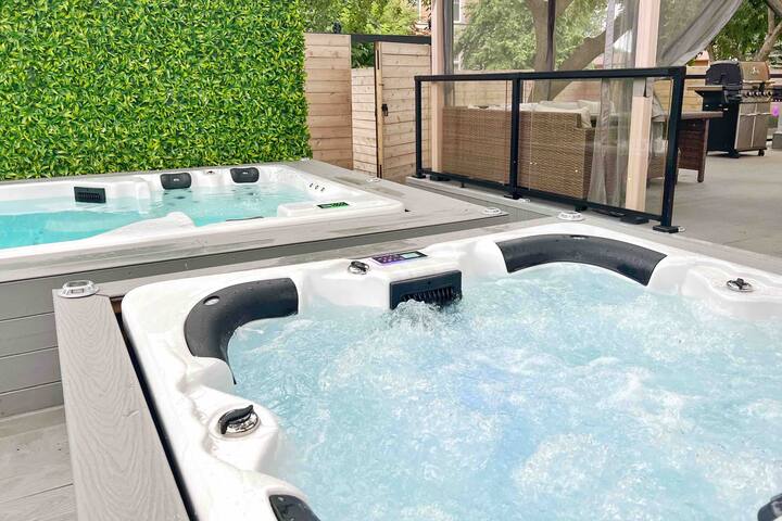 private backyard SPA oasis in Toronto gallery image 5