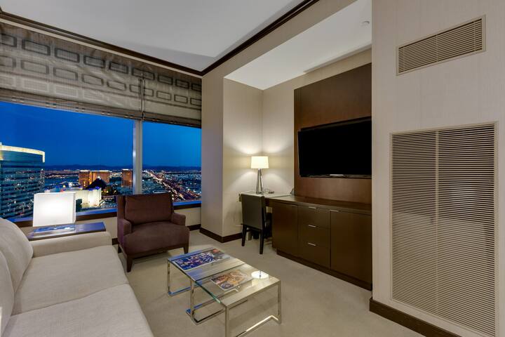 New Vdara 2 BR Suite! ★Highest Penthouse in Vegas! gallery image 5