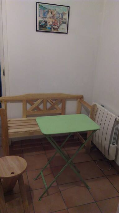 Petite salle à manger (avec coin cuisine)