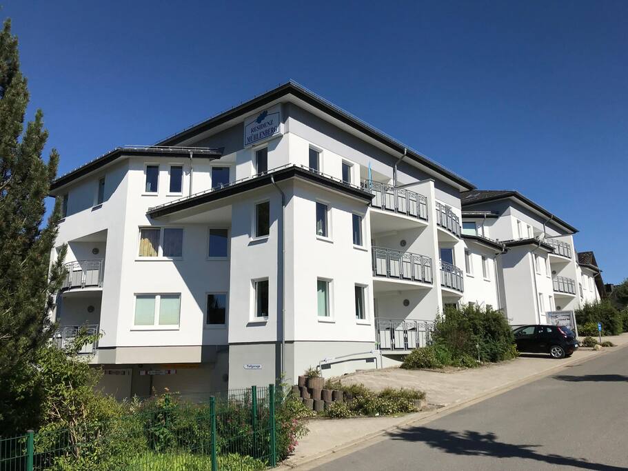 Residenz Mühlenberg (Bergseite)