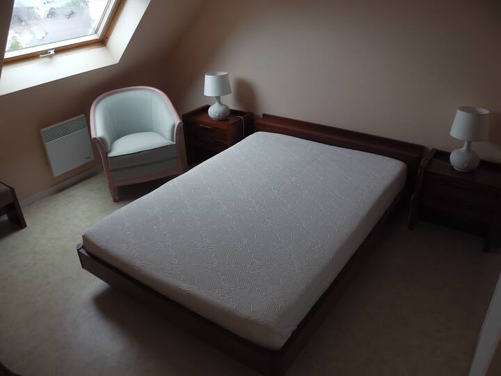 Dormitorio 1 cama doble de  140