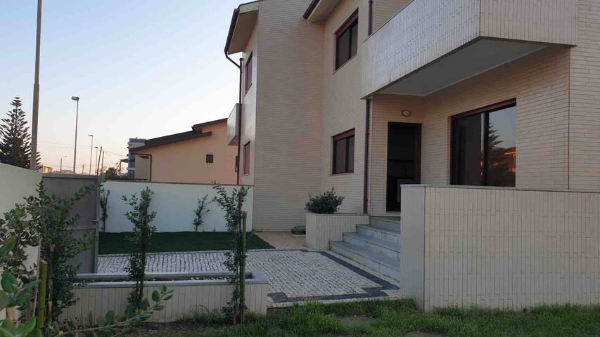 Carminho Beach House gallery image 3