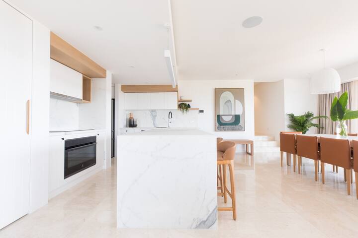 Artis Penthouse with Private Rooftop & Heated Pool gallery image 3