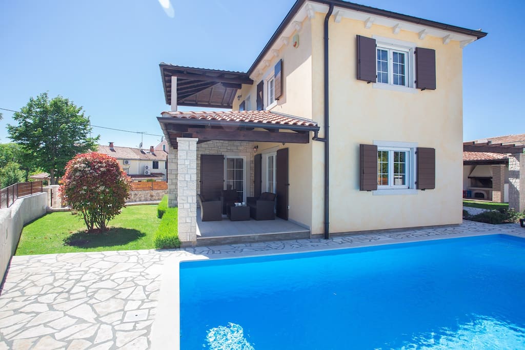 Villa Ena San Lorenzo with private Pool