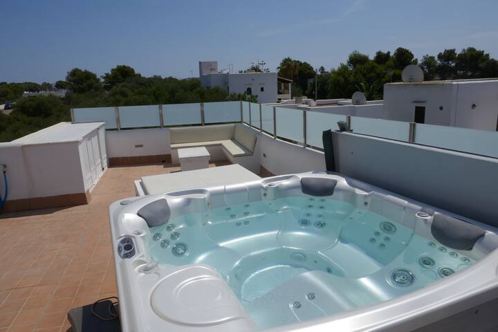 Marina View Villa gallery image 5