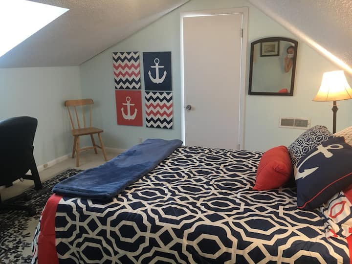 Croatan Beach Big Kitchen, Hot Tub, 2 Masters Houses for Rent in