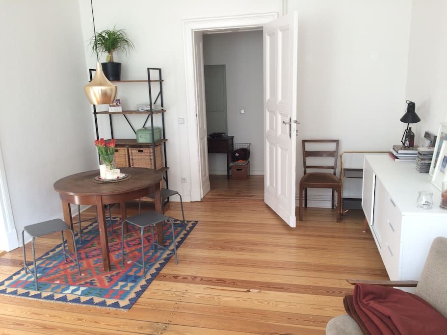 Guest room with own entrance