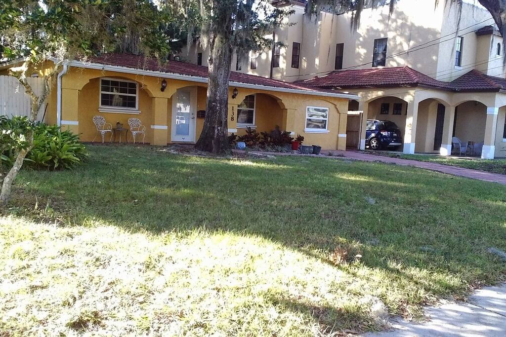 The house is completely divided inside into 2 separate units. Your unit #2 is situated on the right, attached to main house on left. Entrances are separate and there is complete privacy for guests.
Original walls are made of cinder block, so hardly any noise transfer between units.