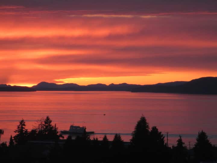 Gillies Bay Holiday Rentals & Homes British Columbia, Canada Airbnb