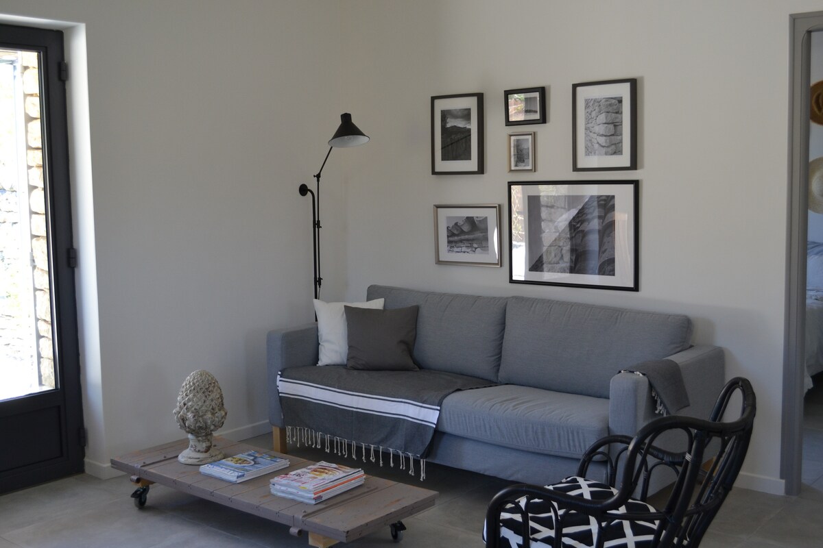 Top Airbnb: Le petit bois dormant - Gordes in Gordes