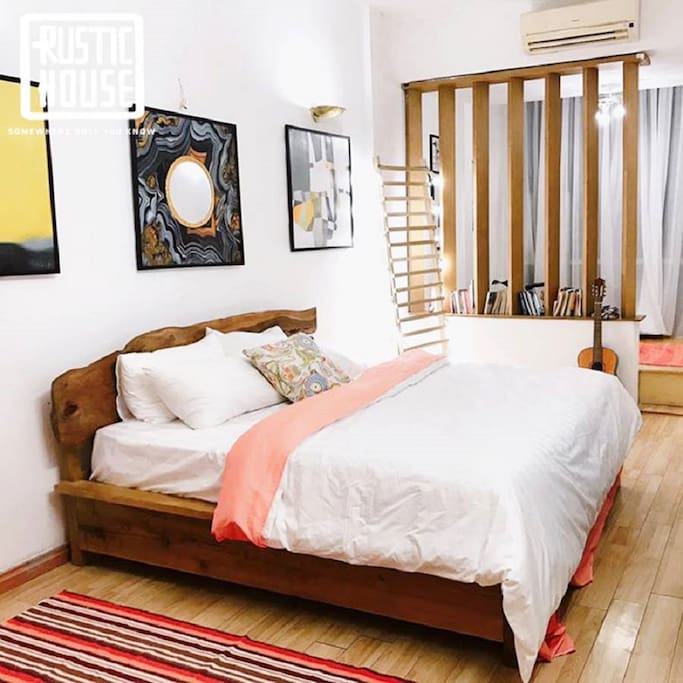 Ensuite room with street view.