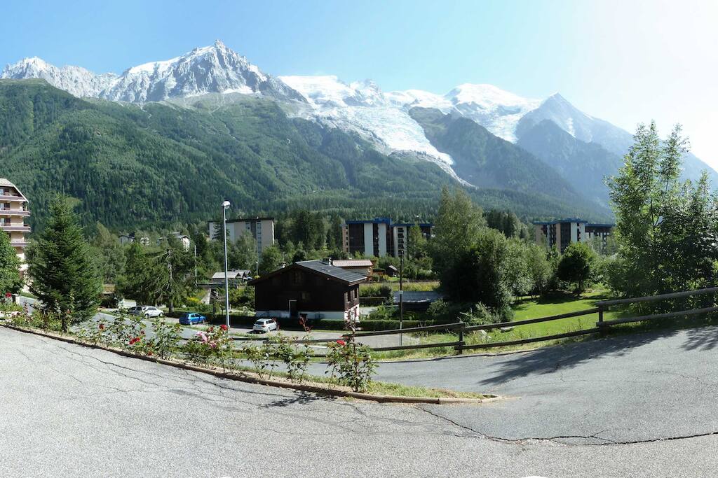 Panorama d'été depuis le chalet