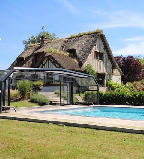 Charming cottage with pool