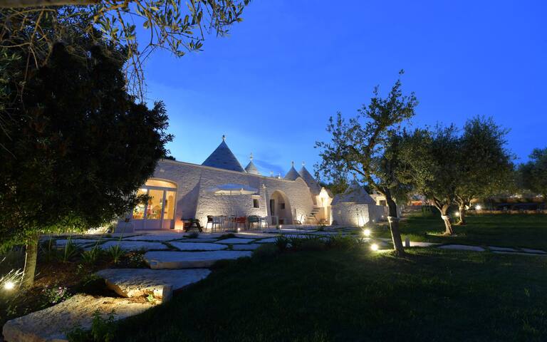 Trulli Santa Croce Luxury Holidays gallery image 5