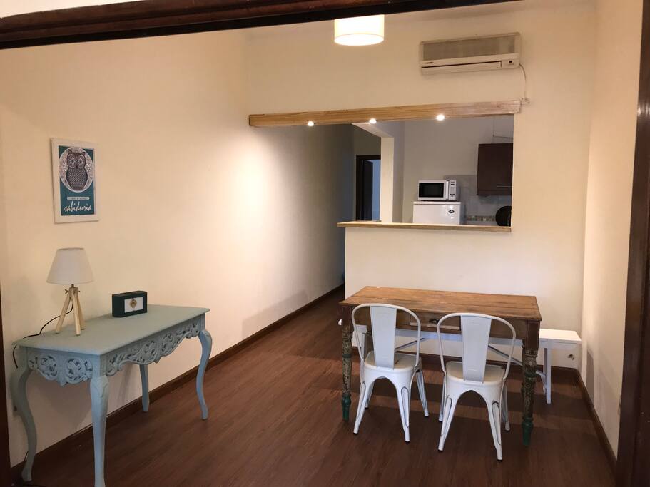 Comedor integrado con cocina