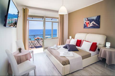 Popular Airbnb listing: Letojanni Sea View Loft in Letojanni