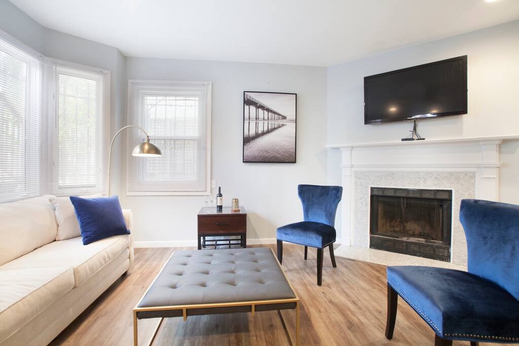 Garden apartment living room