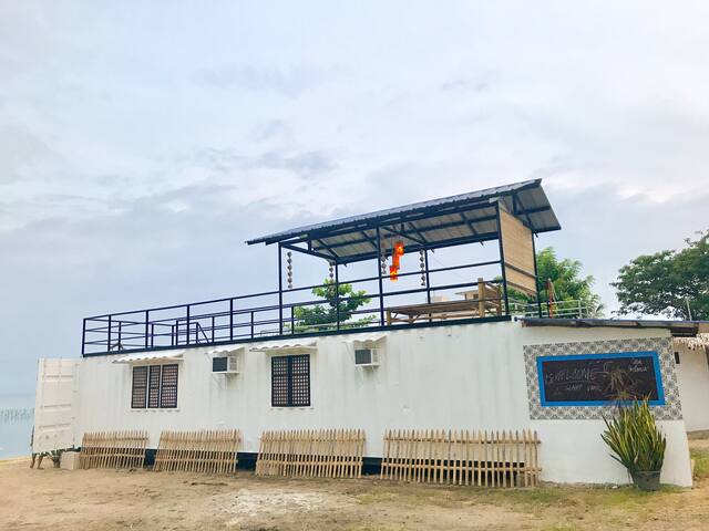 Beach Front Container Home Van fits 7pax ROOM 1