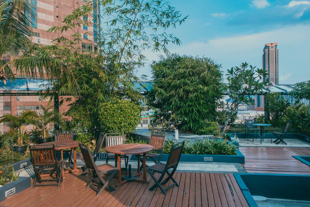 Read a book, have a meal, and soak in the sun on the rooftop