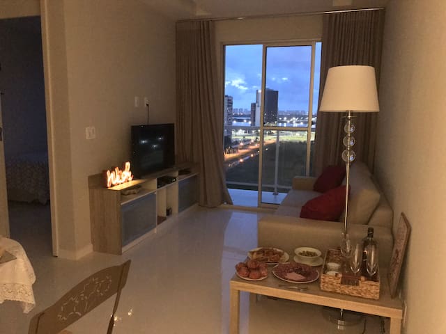 Apartamento 2 quartos, decorado e com bela vista!