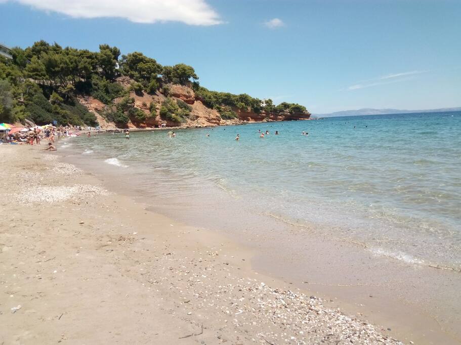 Kokkino Limanaki Beach