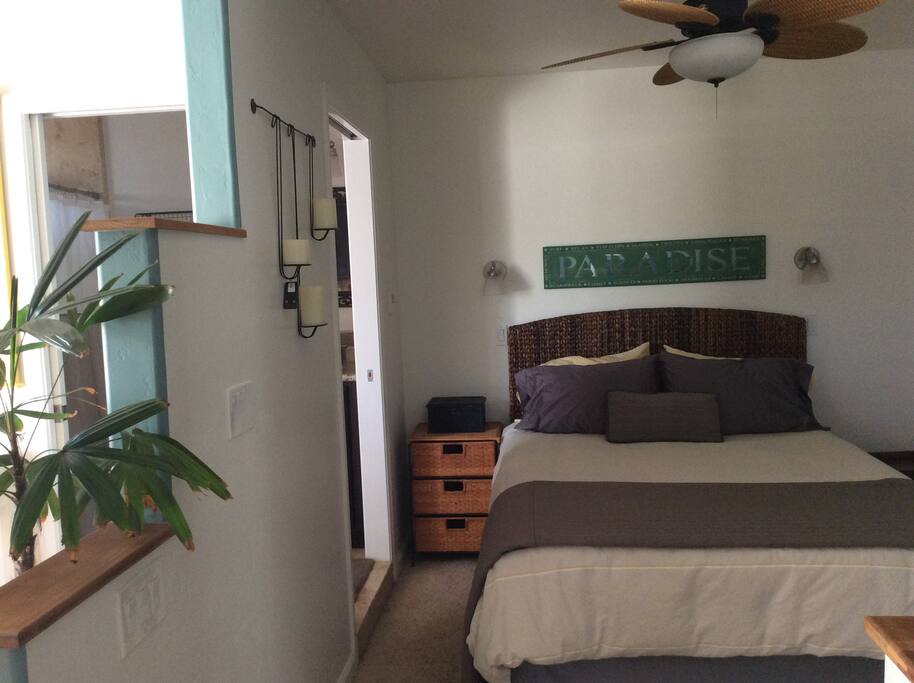 Bedroom area - Queen size bed