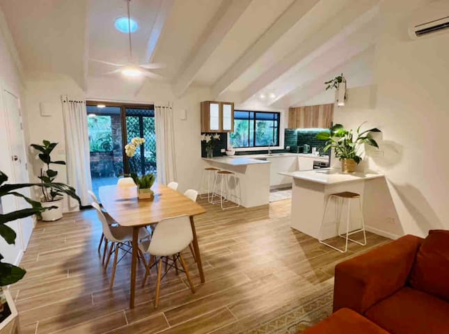 Entire house- Private Mullumbimby oasis