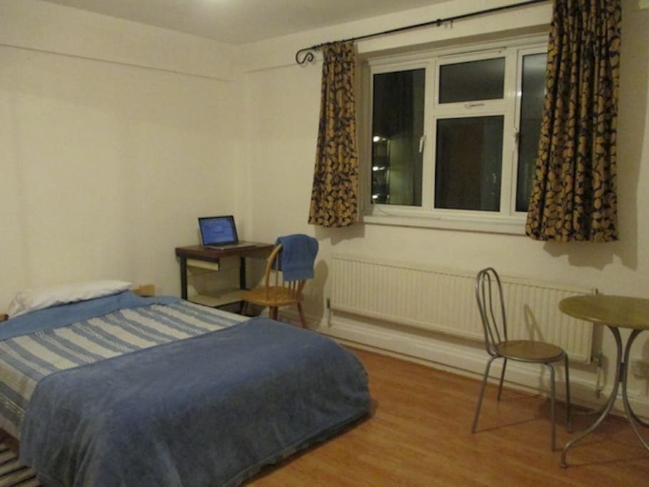 The single/double room