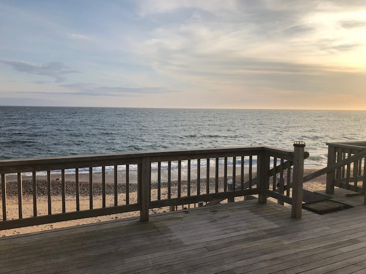 Directly on the ocean!