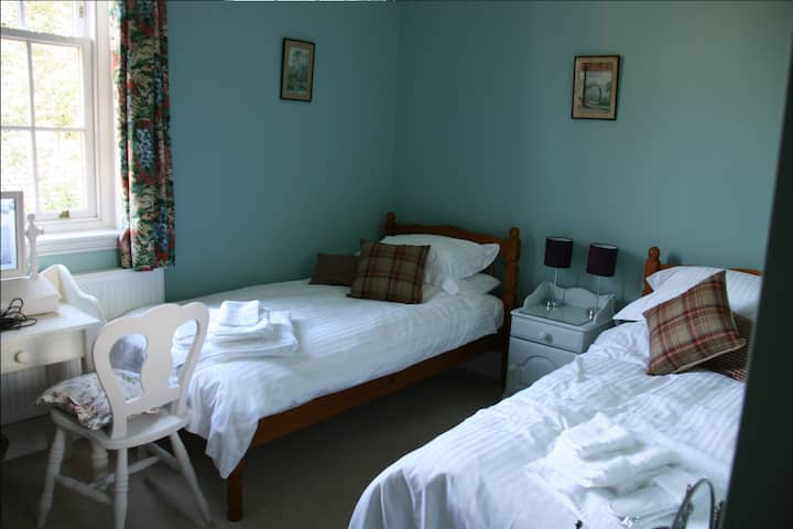 ห้องนอน 2 เตียงคู่