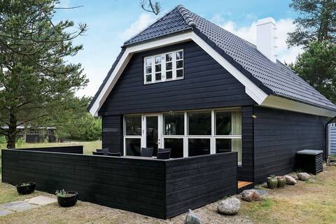 6 person holiday home in oksbøl