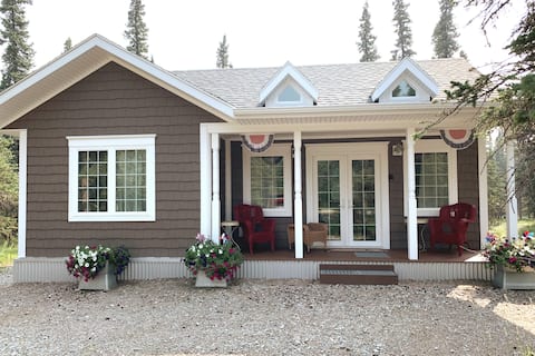 Top Airbnb: TimberBerry Cottage | 2BR Forest Near Denali NP in Denali