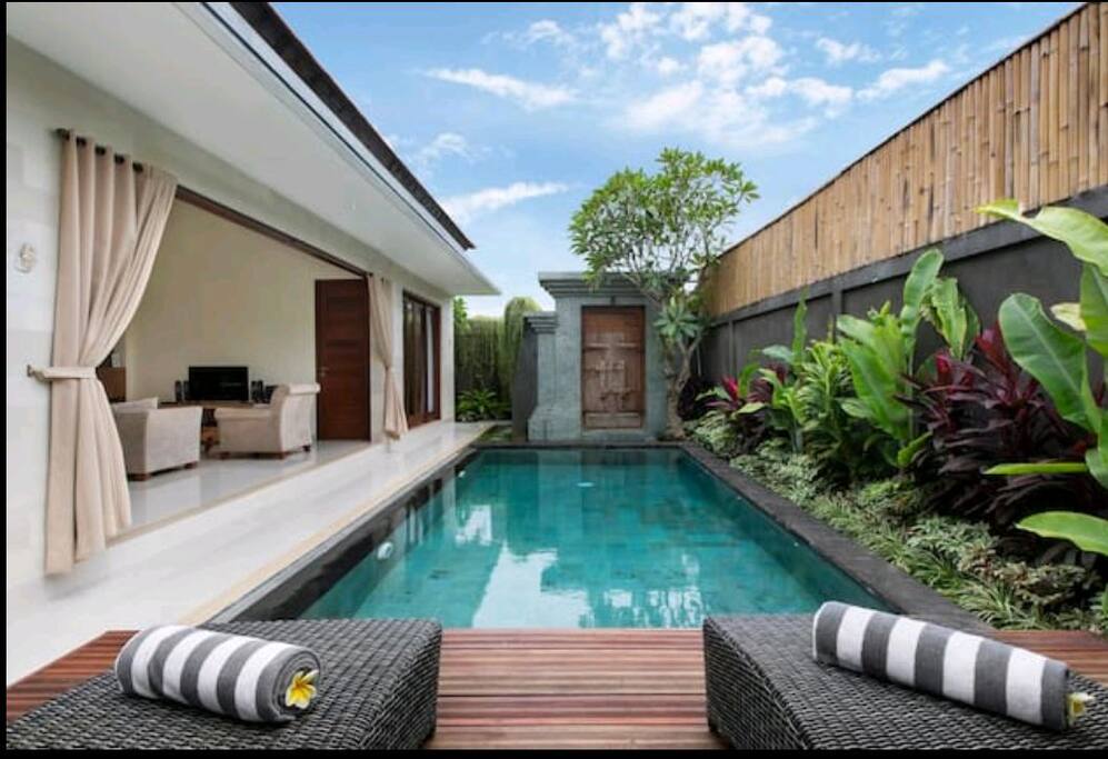Pool view from the deck