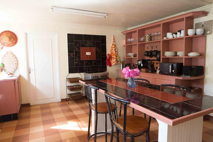 Makena's Place Karen - All Rooms