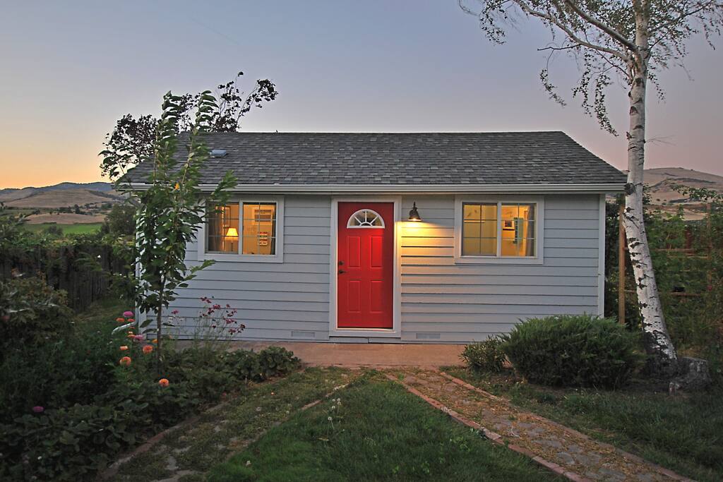 Blackberry cottage awaits you.