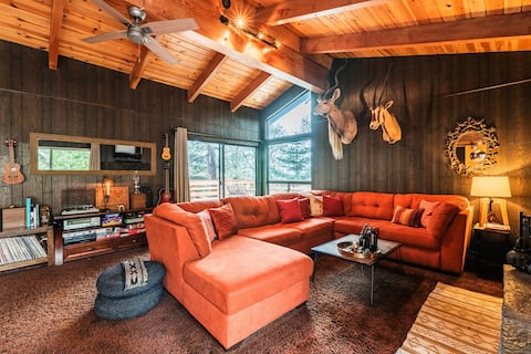 Fort Black Bear w/ Hot Tub - Lake Arrowhead