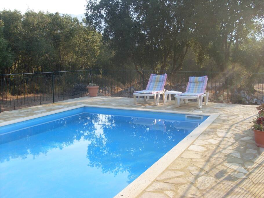 Private pool