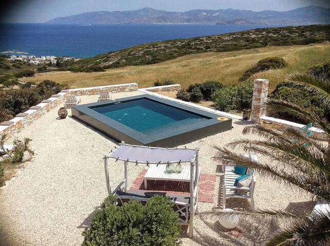 Villa Alexandre in Paros gallery image 2