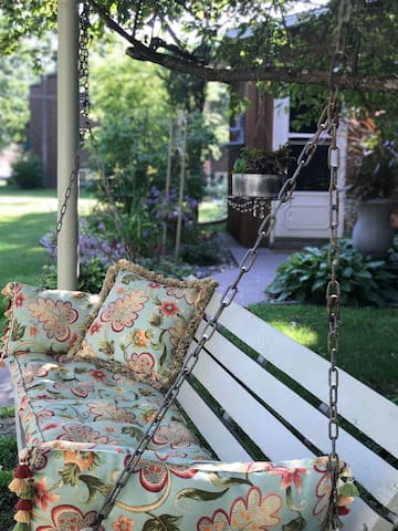 Airbnb Saint Joseph Vacation Rentals Places To Stay