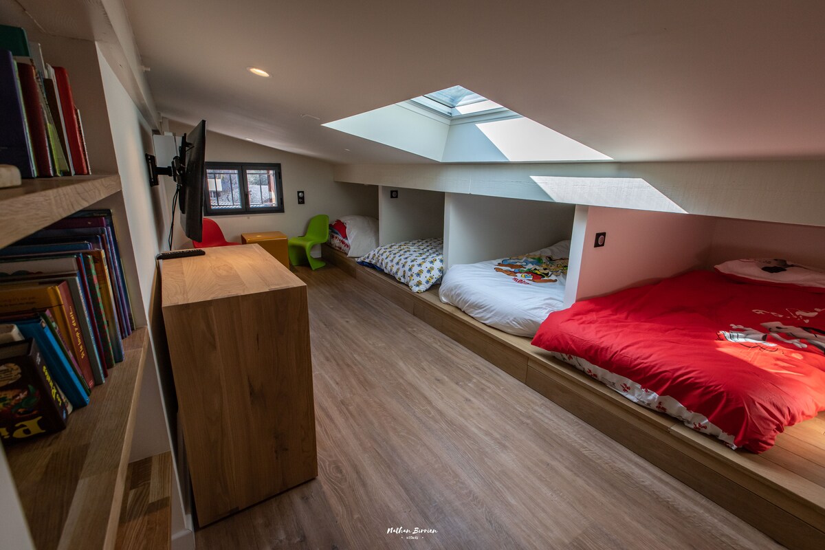 Čahura: raj za djecu: „Les Cabins”