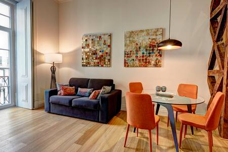 Lisbon Downtown Lovers : Madalena 133 C