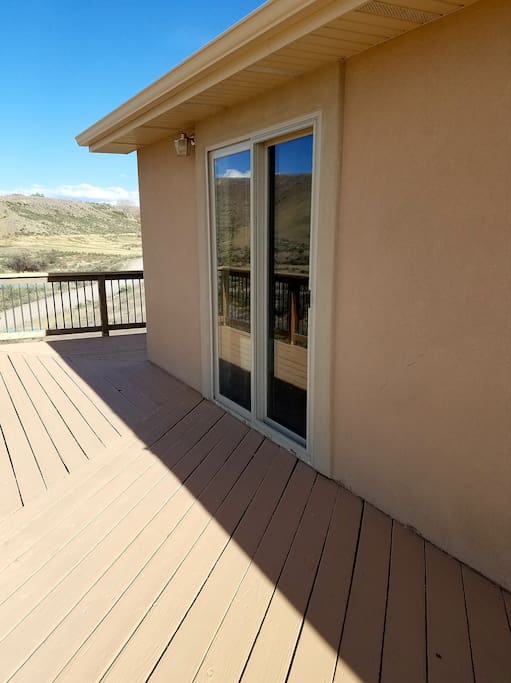 Side Deck, Master Entry