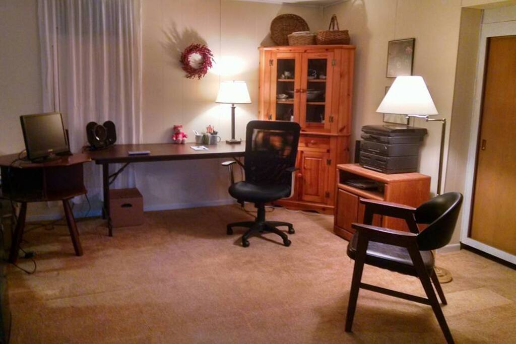 LR/office area has WI-FI, microwave, mini-fridge, tv.