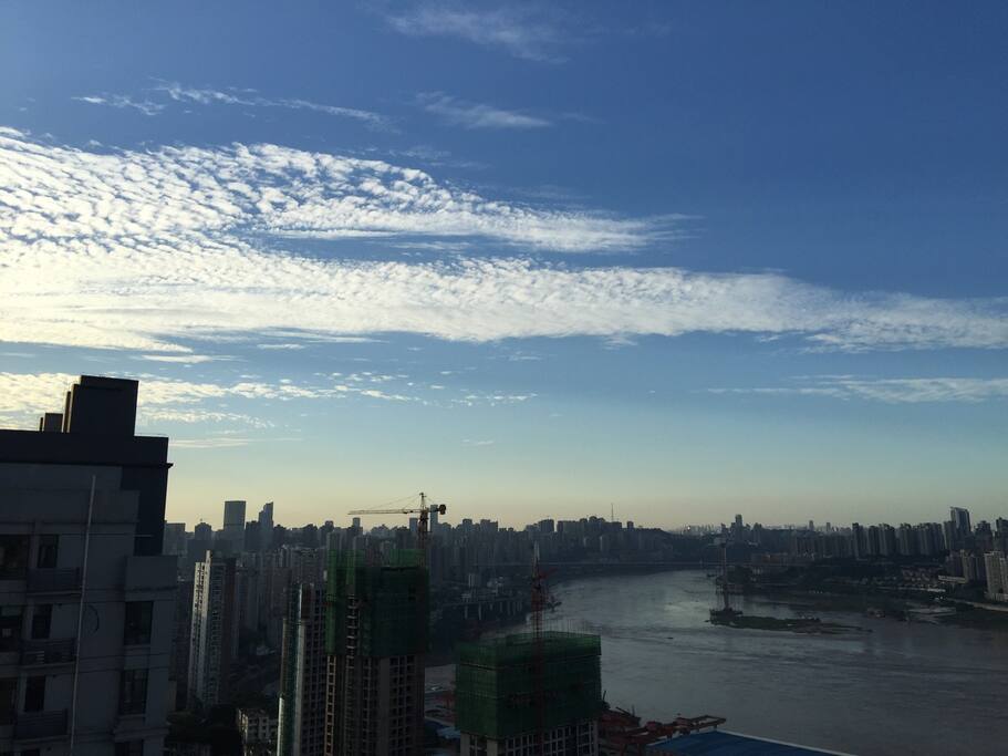 窗外傍晚