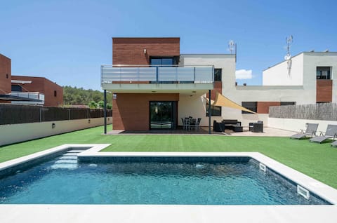 Villa| |Golf Views|Fast Wifi|Heating