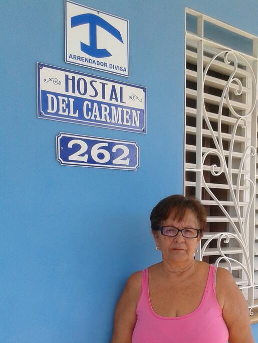 Albys del Carmen. Anfitriona