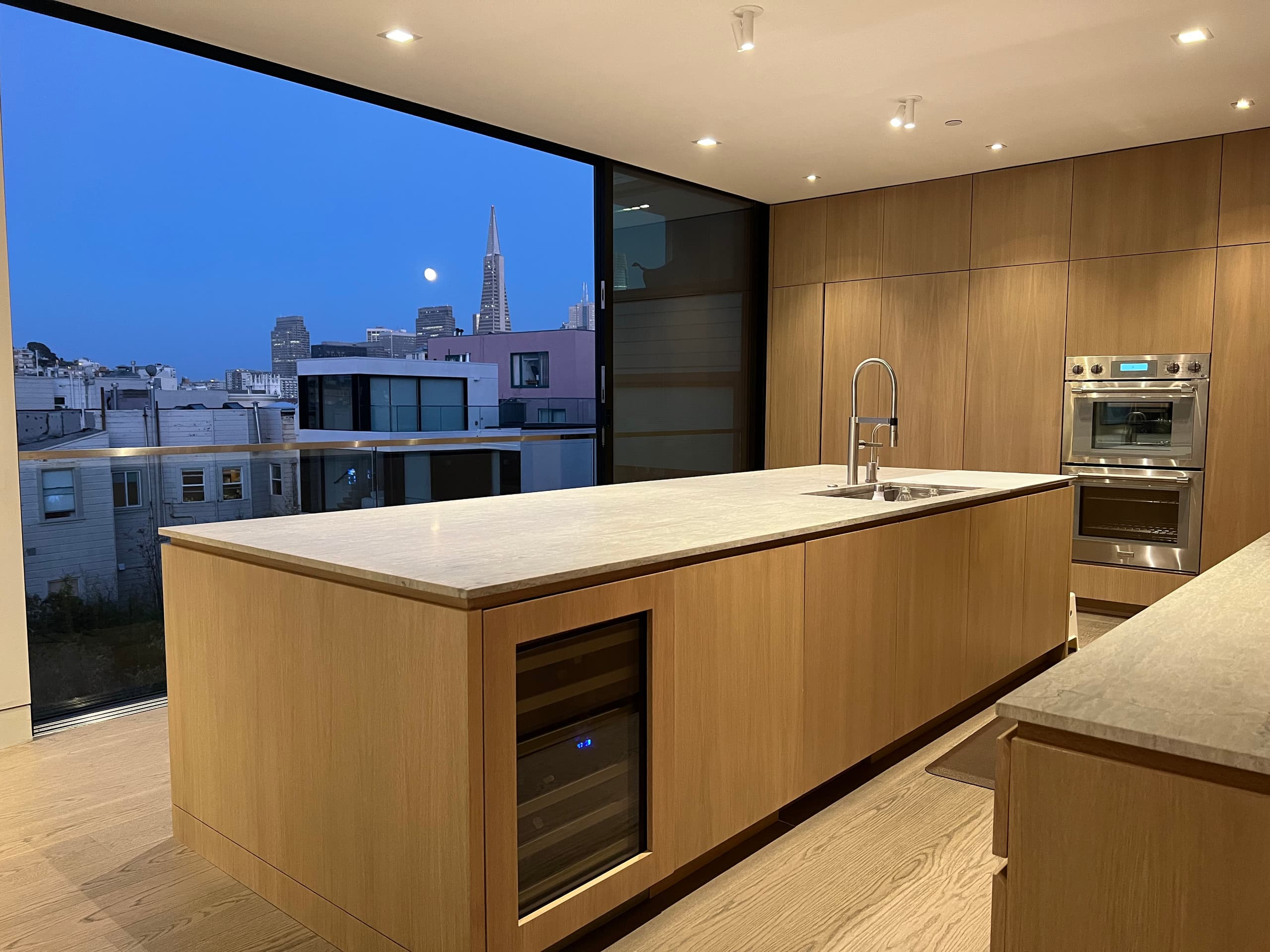 Home in San Francisco · ★5.0 · 3 bedrooms · 4 beds · 2.5 baths - Image 7