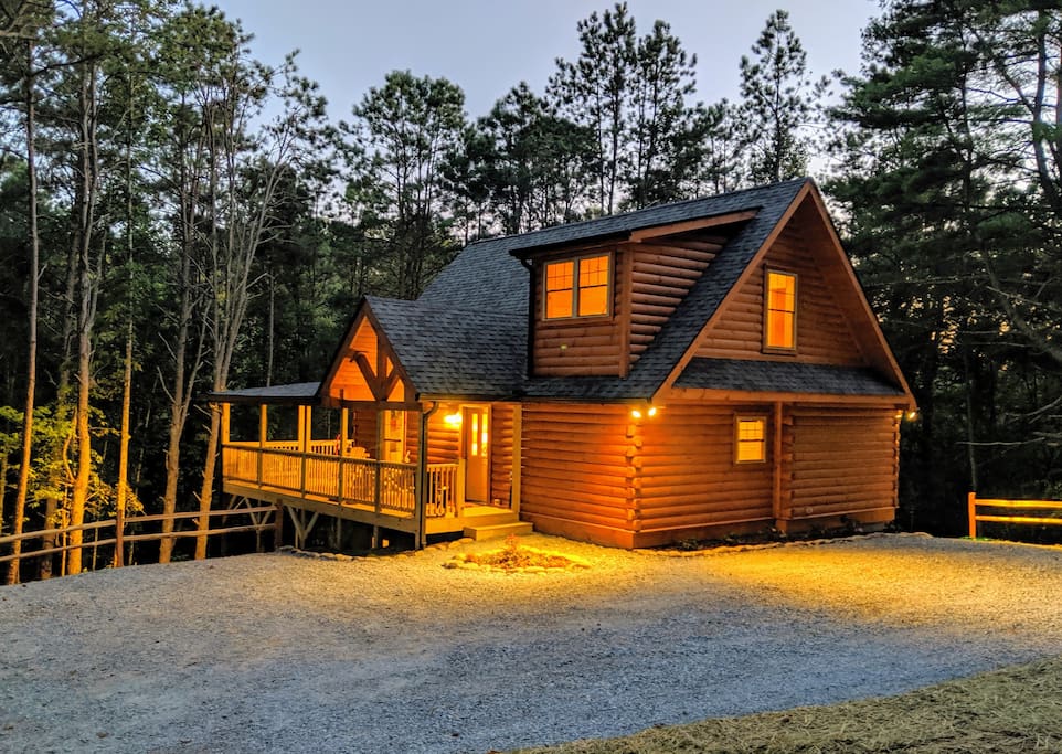 Leaf Me Alone Luxury Log Cabin New Secluded Cabins For Rent